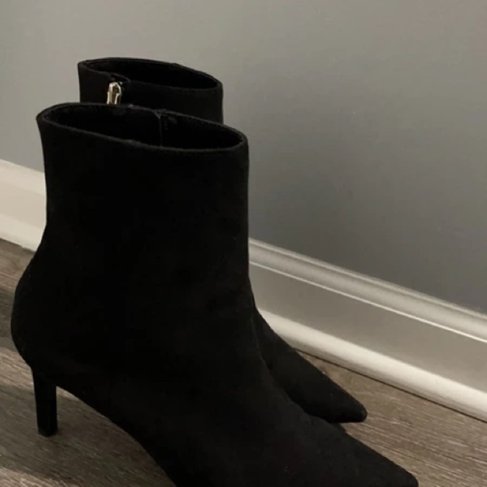 H&M Classic Black Heeled Boots